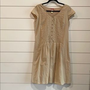 Women’s dress